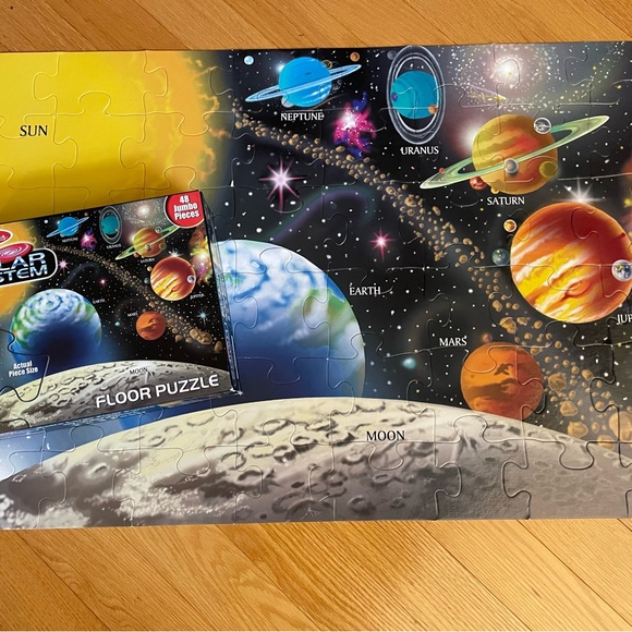 Melissa and Doug solar system 48 piece jumbo puzzle - Picture 3 of 5
